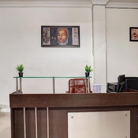 Nexhub Stay - Huda City Centre Gurgaon Eksteriør billede