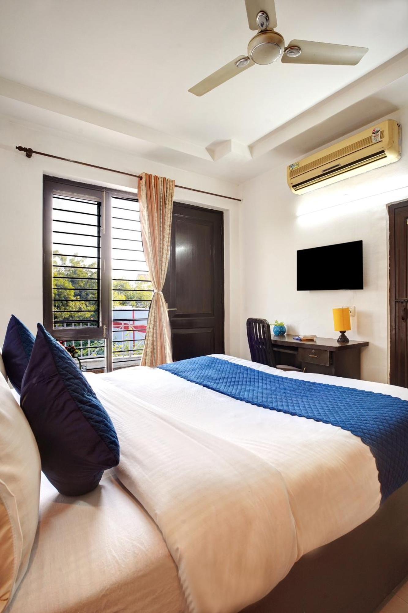 Nexhub Stay - Huda City Centre Gurgaon Eksteriør billede