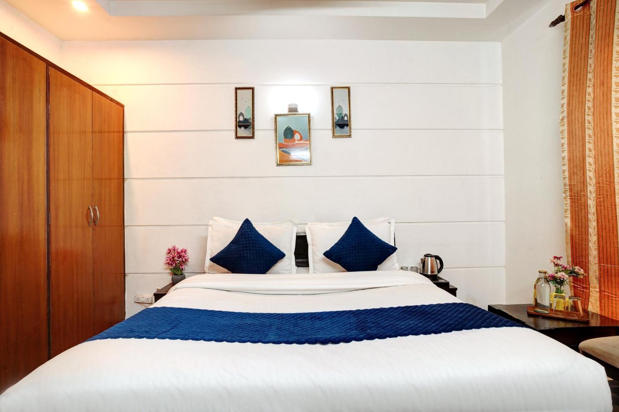 Nexhub Stay - Huda City Centre Gurgaon Eksteriør billede