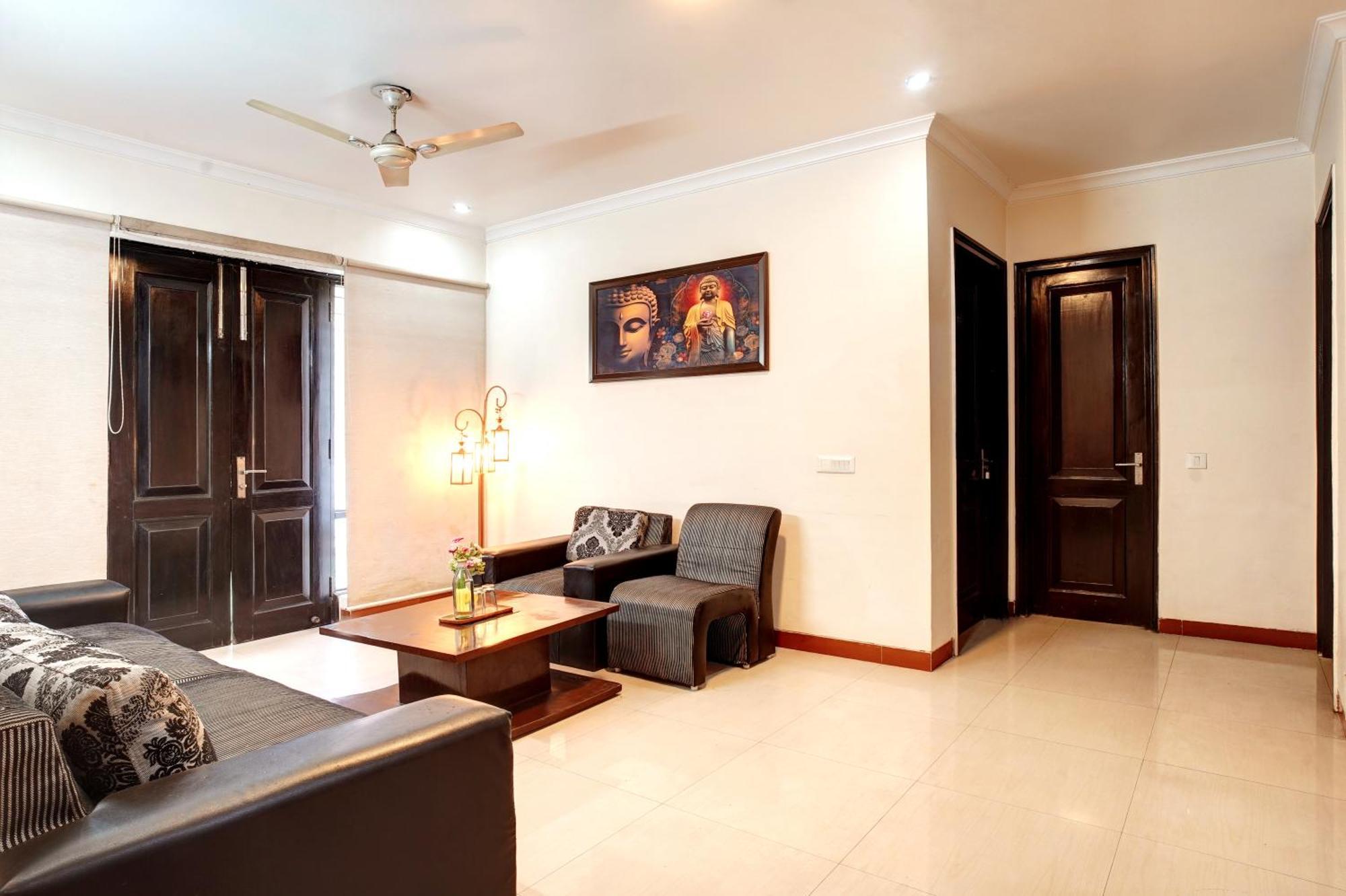 Nexhub Stay - Huda City Centre Gurgaon Eksteriør billede