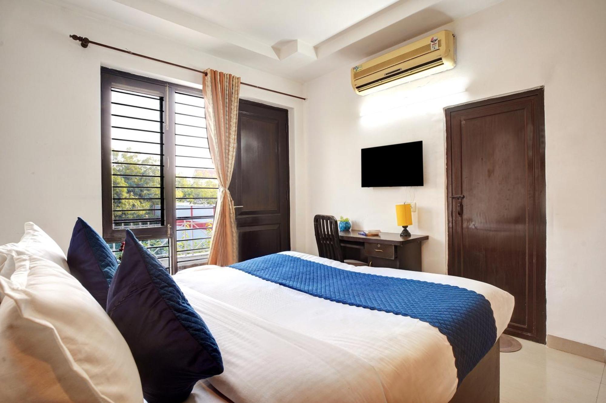 Nexhub Stay - Huda City Centre Gurgaon Eksteriør billede