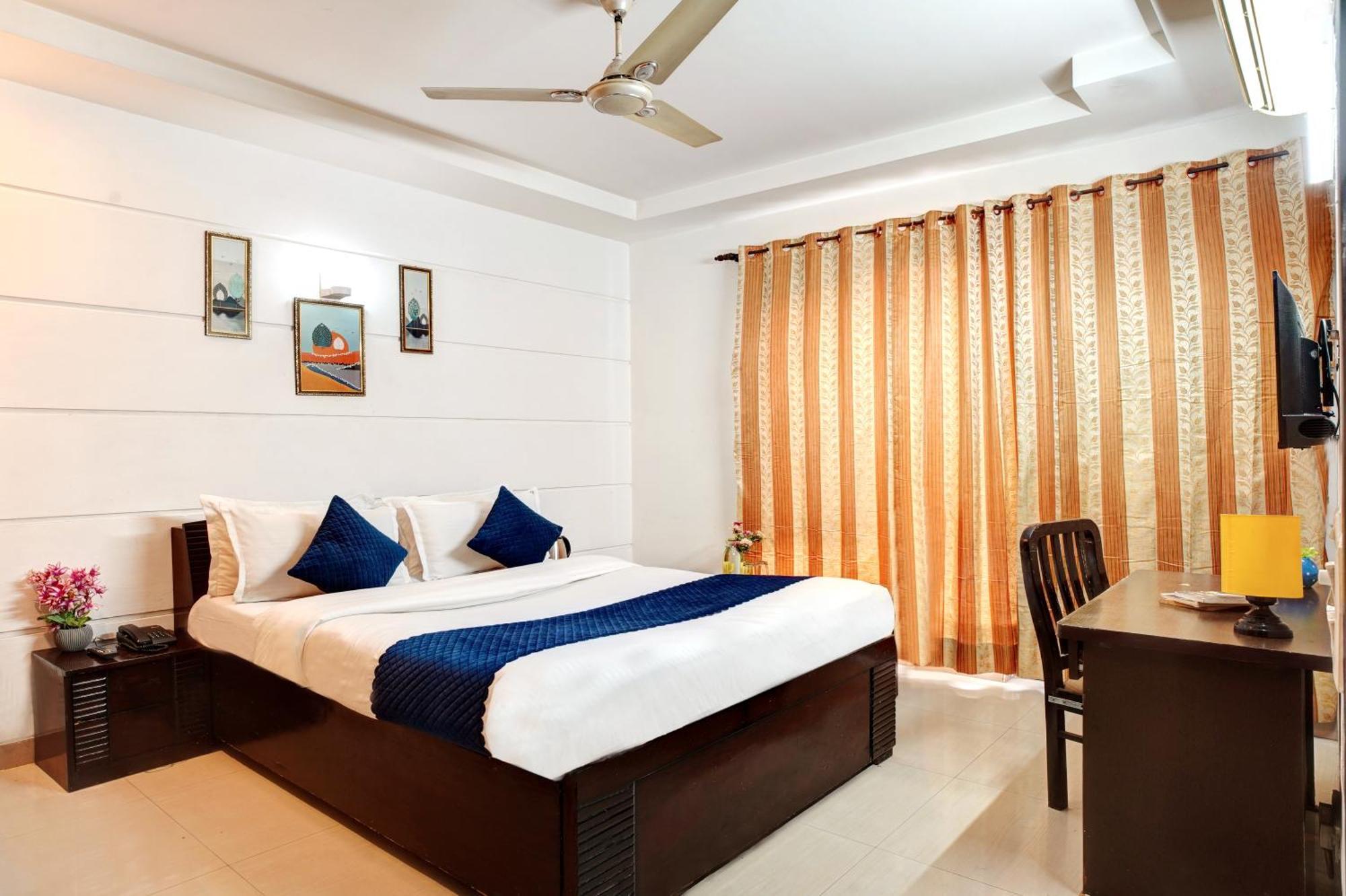 Nexhub Stay - Huda City Centre Gurgaon Eksteriør billede