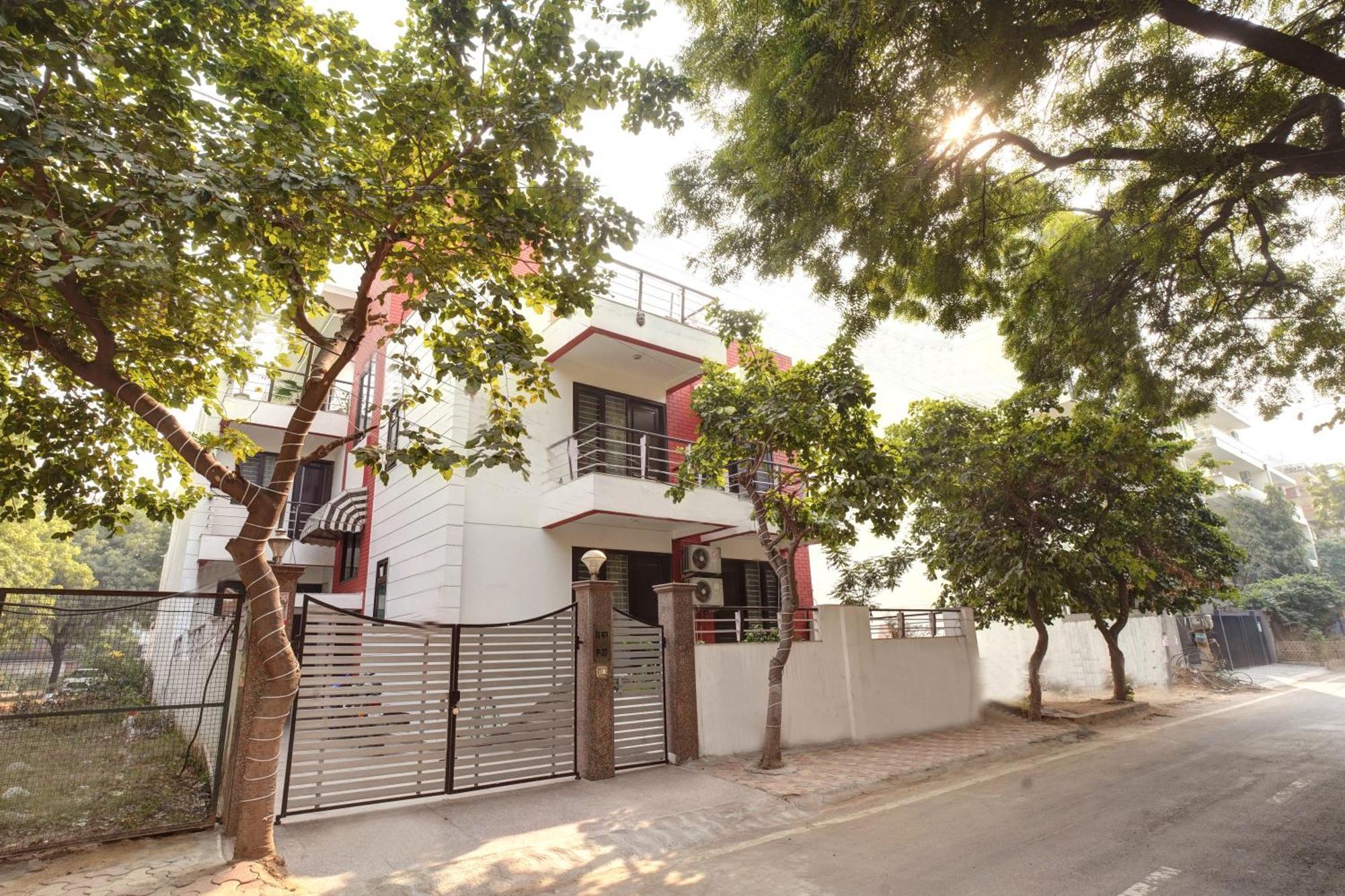 Nexhub Stay - Huda City Centre Gurgaon Eksteriør billede